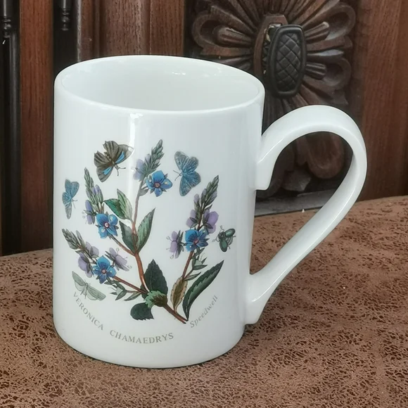 Portmeirion "Botanic Garden"  Butterfly & Floral Mug Set Of 4 - Picture 8 of 13
